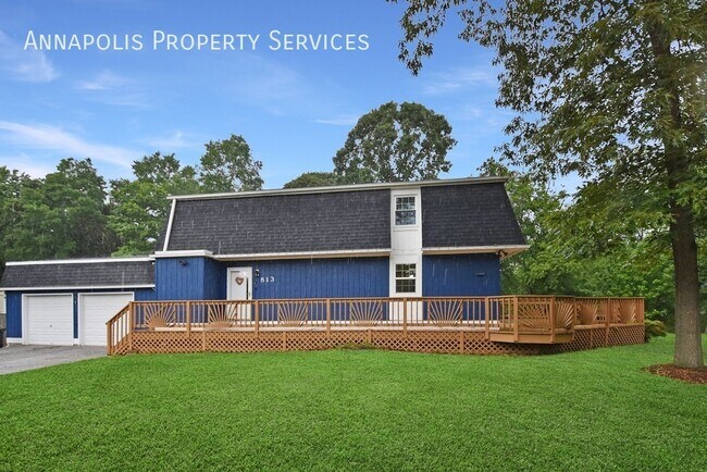 Foto del edificio - 813 Oak Grove Cir