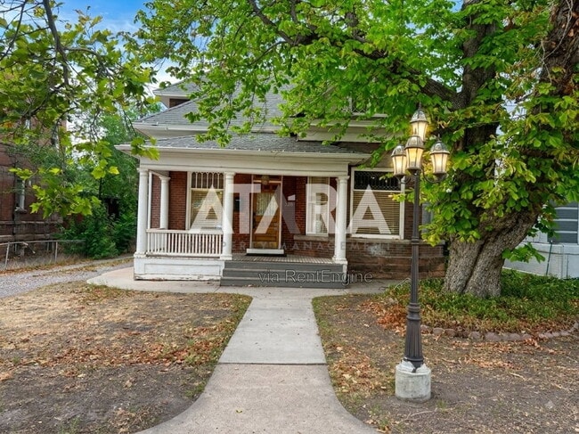 Building Photo - 226 W 300 N