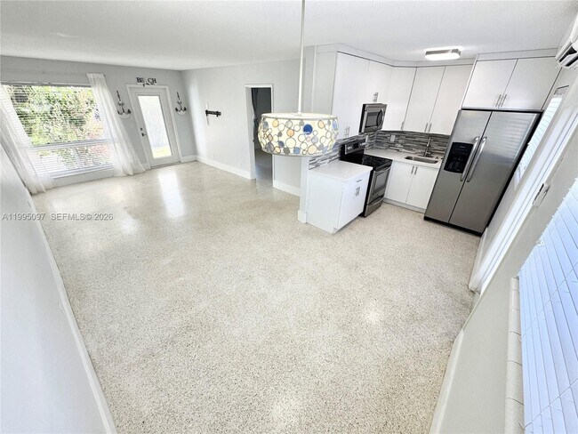 Foto del edificio - 1601 SE 15th St