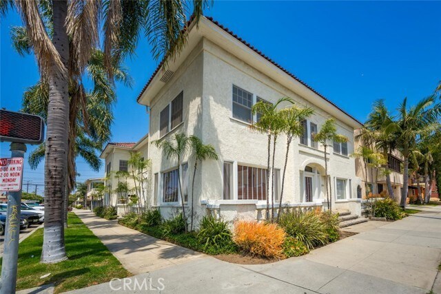 Building Photo - 2 Gaviota Ave