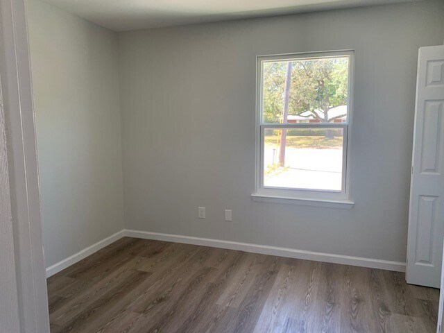 Bedroom - 9 Eglin St