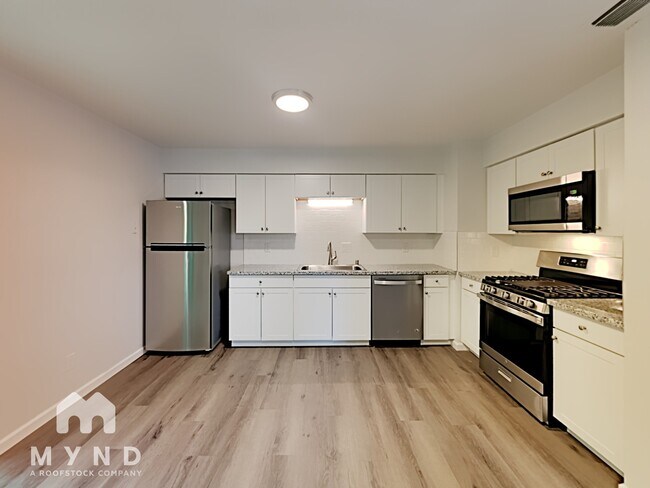 Foto del edificio - 7304 Lawnwood Dr