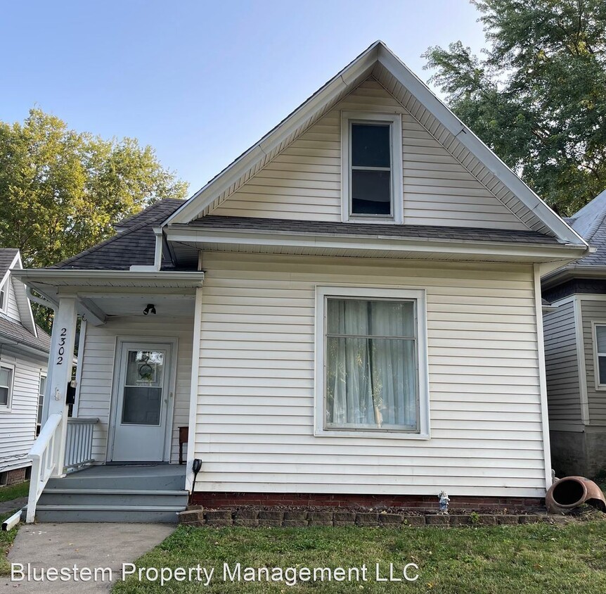 2 br, 1 bath House 2302 Faraon St. House Rental in Saint Joseph, MO