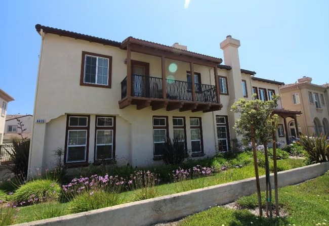Front of townhome - 4415 Ahoy Ln