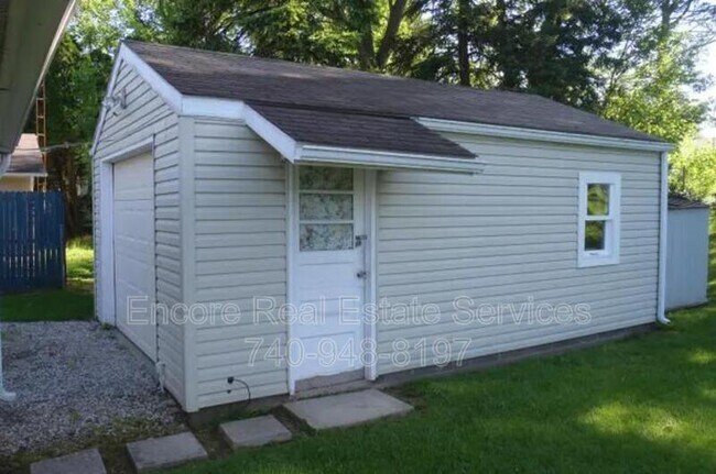 Foto del edificio - 684 Saratoga Ave