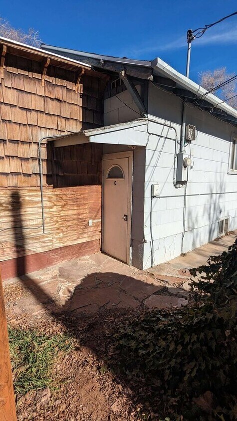 Foto del edificio - 257 North 700 West