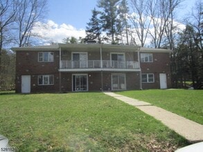 Building Photo - 359 Lake Shore S