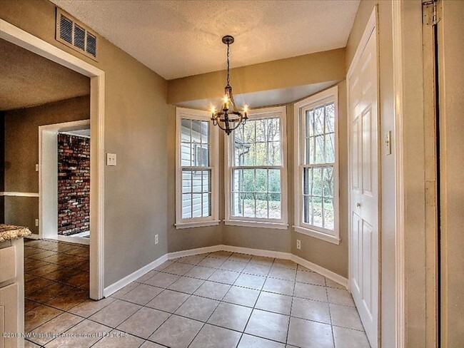 Building Photo - Great home in a cove, Southaven Schools!