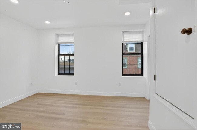 Foto del edificio - 712 N American St