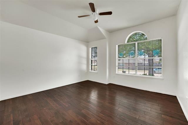 Foto del edificio - 8112 Autumn Creek Trail