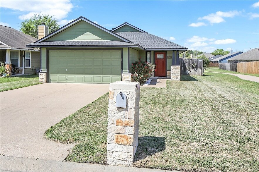 Photo - 916 Crested Point Drive Unit