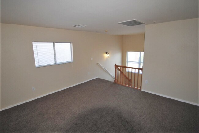 Foto del edificio - 11795 W Windrose Ave