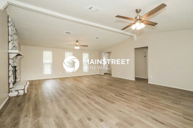 Foto del edificio - 4 Bedroom Pet-Friendly Home in Orange Park...