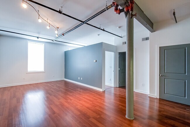 Foto del edificio - Urban Market Loft Apartment