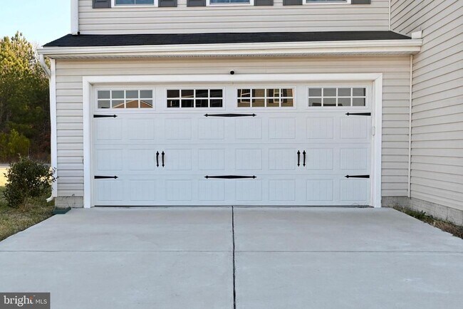 Building Photo - 110 Mariners Wy