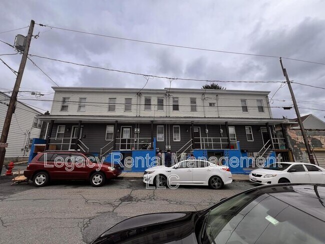 Foto del edificio - 129 South Gilbert Street - 5