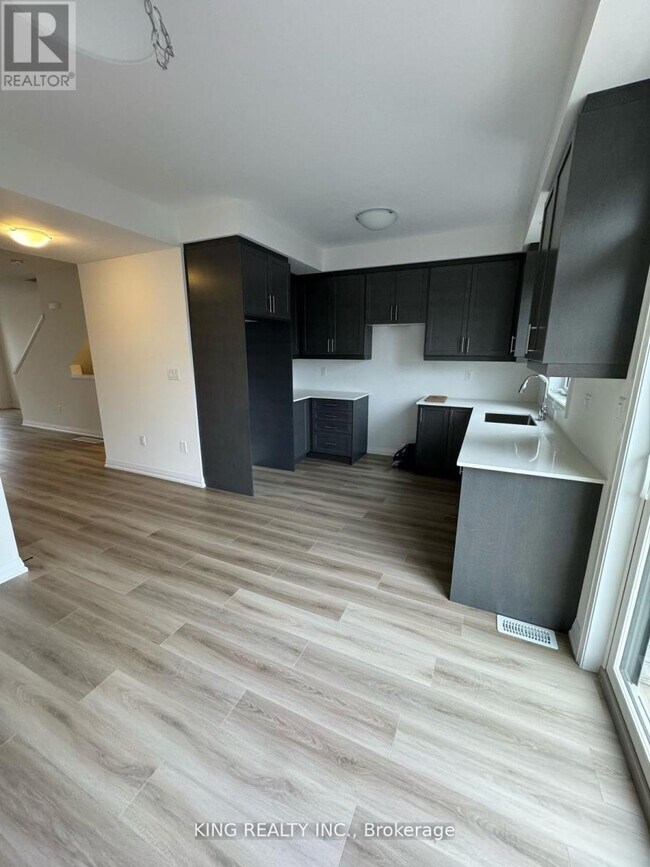 Photo du bâtiment - 4040 Mountain St