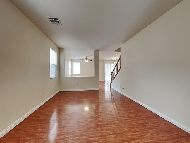 Building Photo - 2609 Courlan Dr