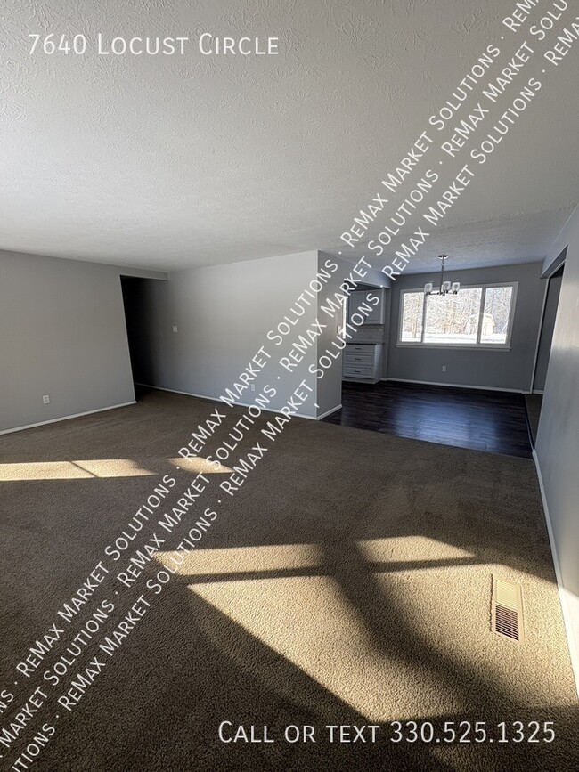 Building Photo - 7640 Locust Cir