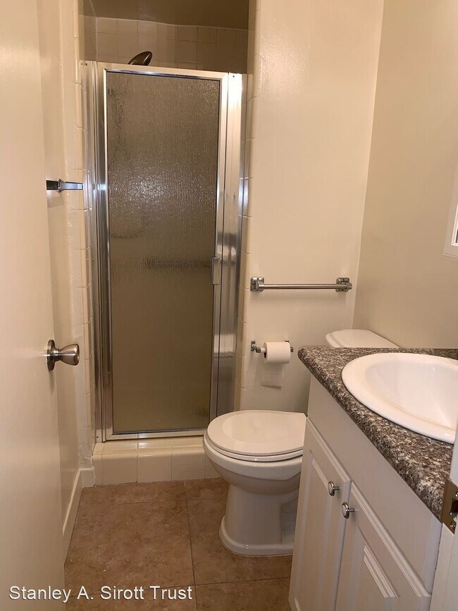 Foto del edificio - 2 br, 2 bath Apartment - 124 N. Adams Stre...