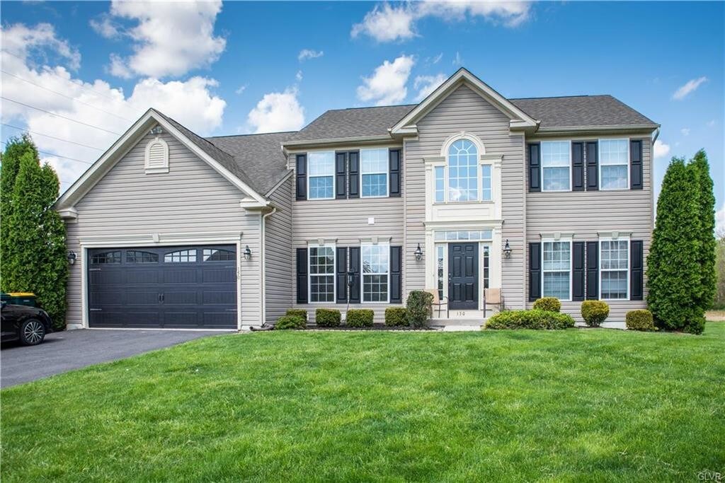 Foto principal - 150 Clover Hollow Rd