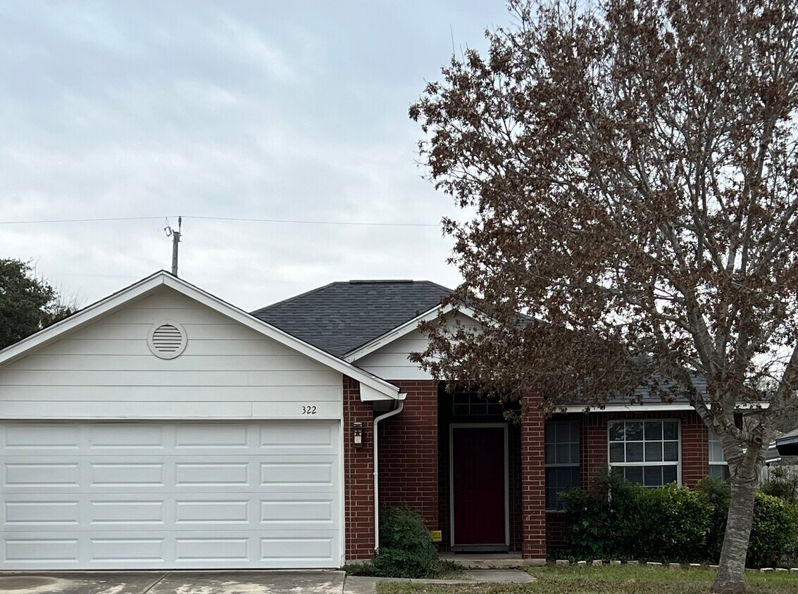 Foto principal - 322 Juniper St