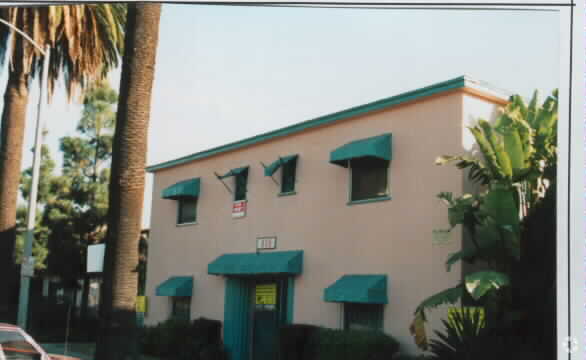 Building Photo - 838 OLIVE AV