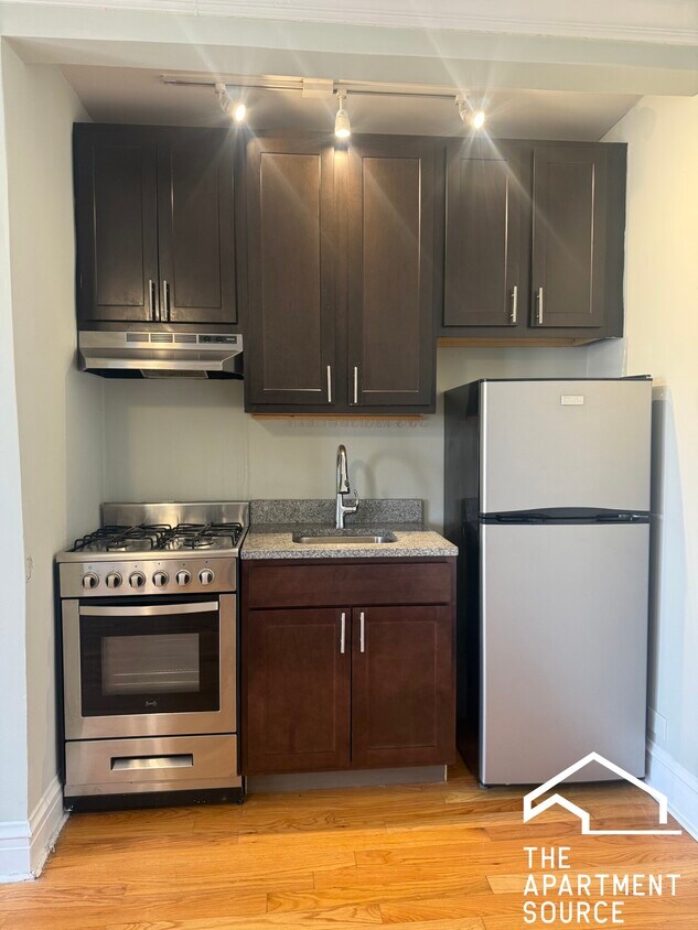 Foto principal - 4737 N Hermitage Ave