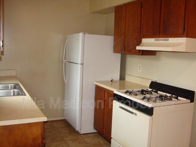 Foto del edificio - 1107 E 57th St