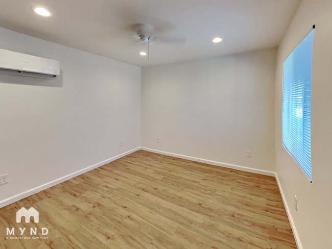 Building Photo - 5631 53rd St