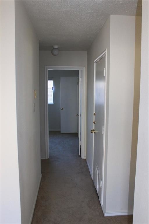 Foto del edificio - 3606 Meadow Park Dr