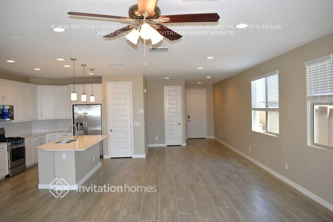 Foto del edificio - 19865 W Turney Ave