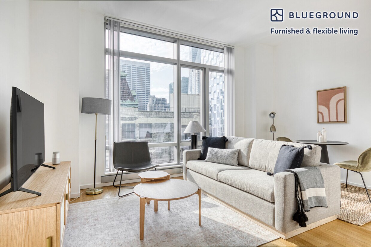 Foto principal - 18 W 48th St
