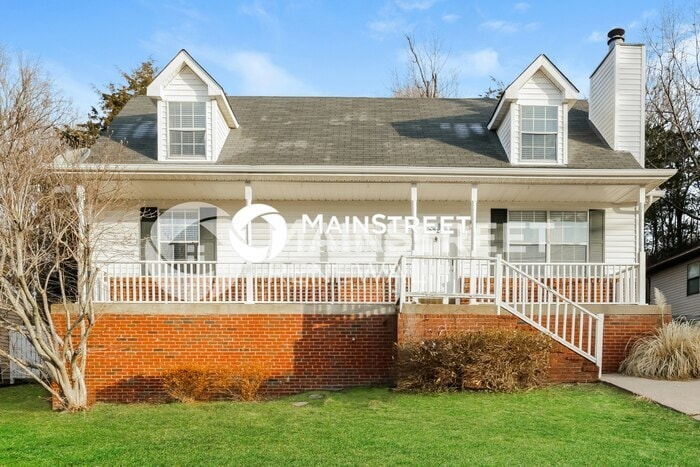 3 Bedroom Pet-Friendly Home in Nashville, TN with Main Street Renewal - 3 Bedroom Pet-Friendly Home in Nashville, TN with Main Street Renewal