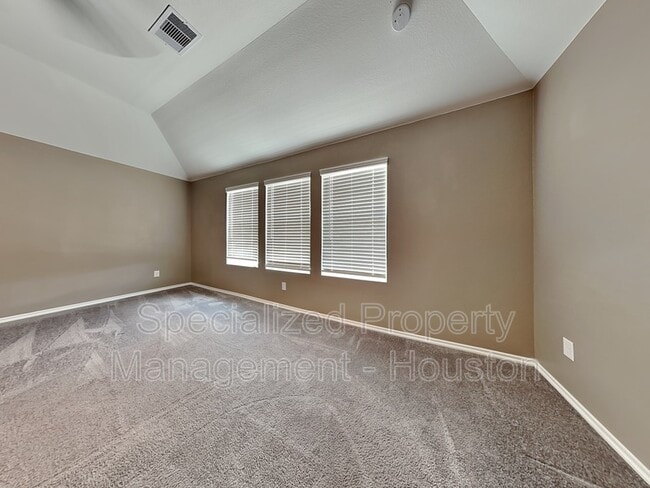 Building Photo - 26630 Lantana Cyn Dr
