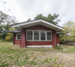 Building Photo - 3220 S Union St