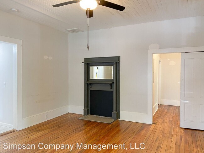 Building Photo - 3 br, 3 bath House - 325 N. Bradford St.