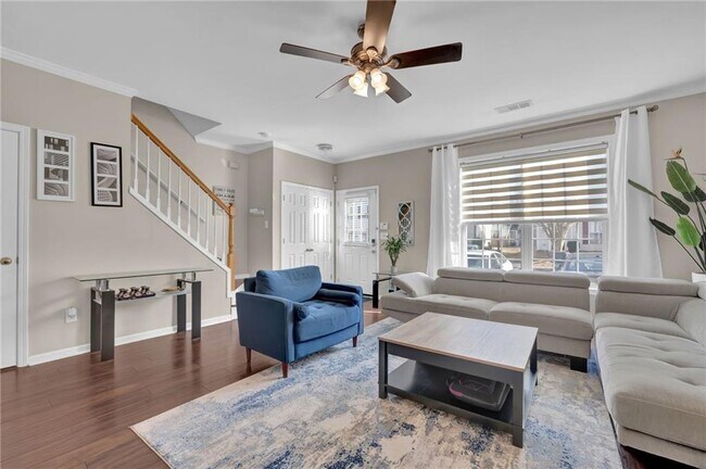 Foto del edificio - 13300 Morris Rd