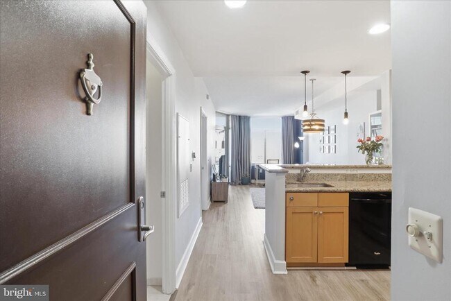 Foto del edificio - 3600 S Glebe Rd