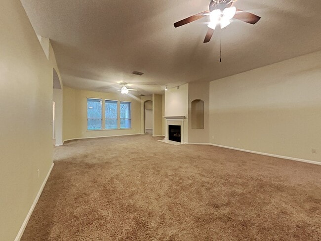 Building Photo - 3501 Whisper Creek Boulevard