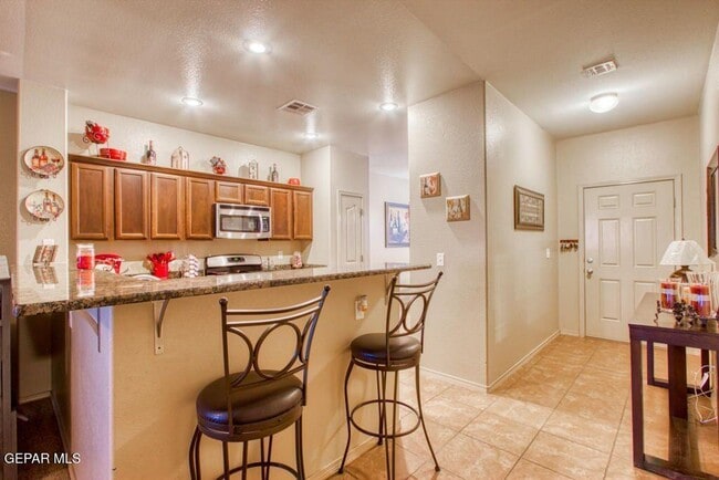 Building Photo - 14444 Jacinto Ramos Ave