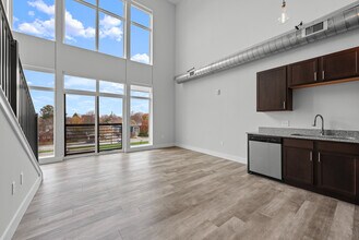 Loft 101 - The Ave