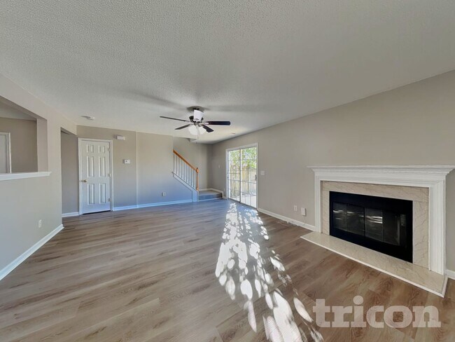 Foto del edificio - 8109 Bright Oak Trail