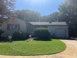Building Photo - 216 Griggs Acres Dr
