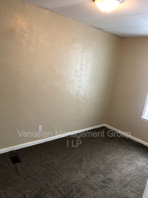 Foto del edificio - 341 Cedarhurst Street