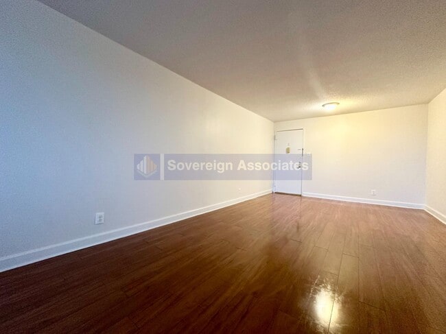 Foto del edificio - 40 E Sidney Ave