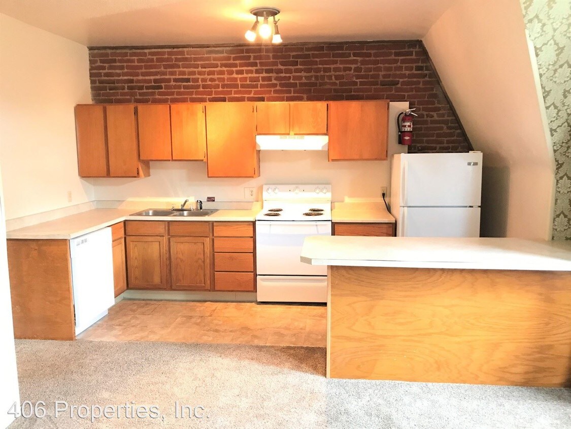 Foto principal - 210 N Ewing St