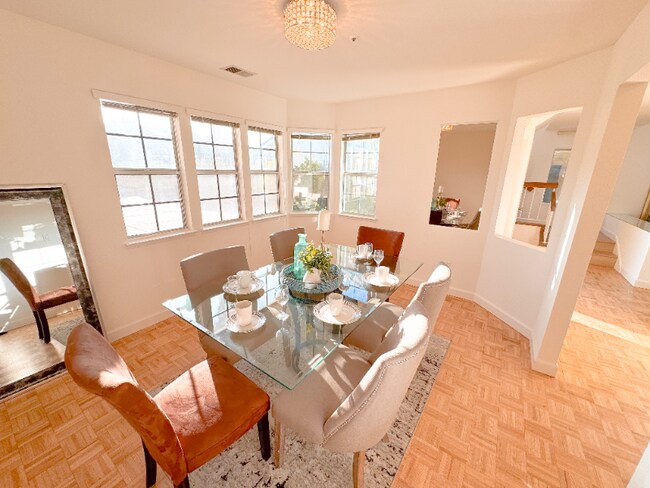 Foto del edificio - 115 Thatcher Ln