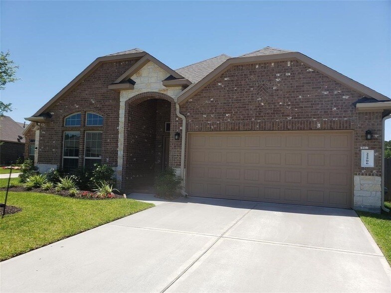 Foto principal - 22506 Frassati Way