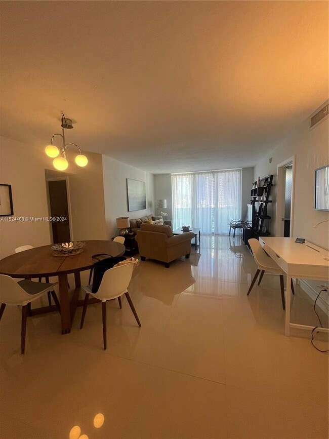 Building Photo - 3801 S Ocean Dr